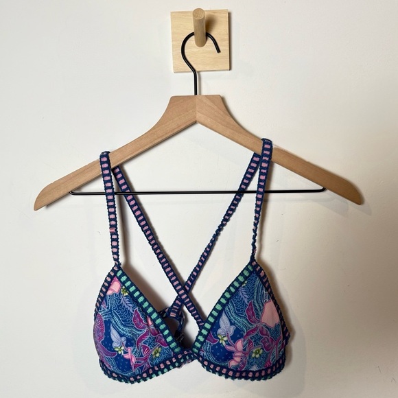 Victoria's Secret Bali Triangle Bikini Top Floral Criss Cross Back Beach Swim M - Picture 1 of 9